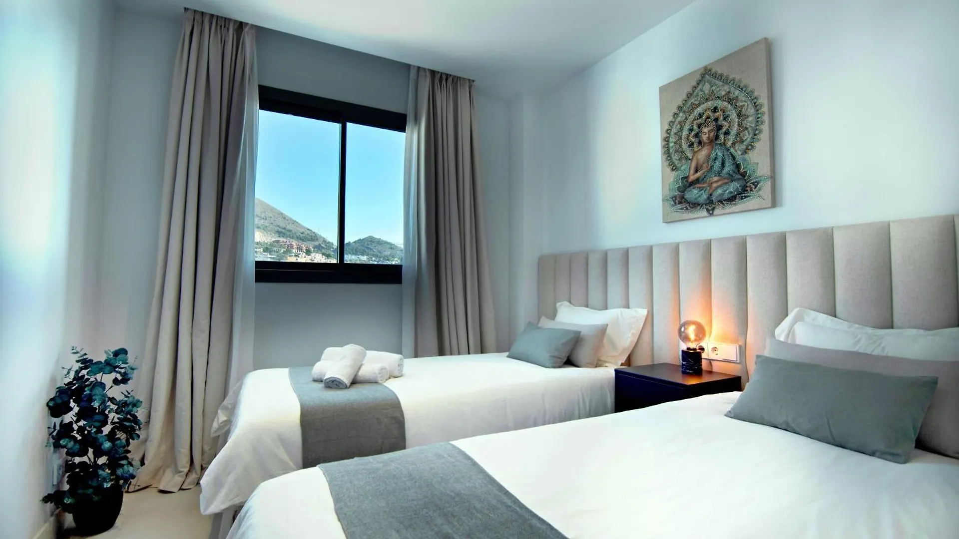 Mara'S Apartments Higueron West - Mediterranean Style - Beach & Golf - Large Sunny Terrace !!!! フエンヒロラ