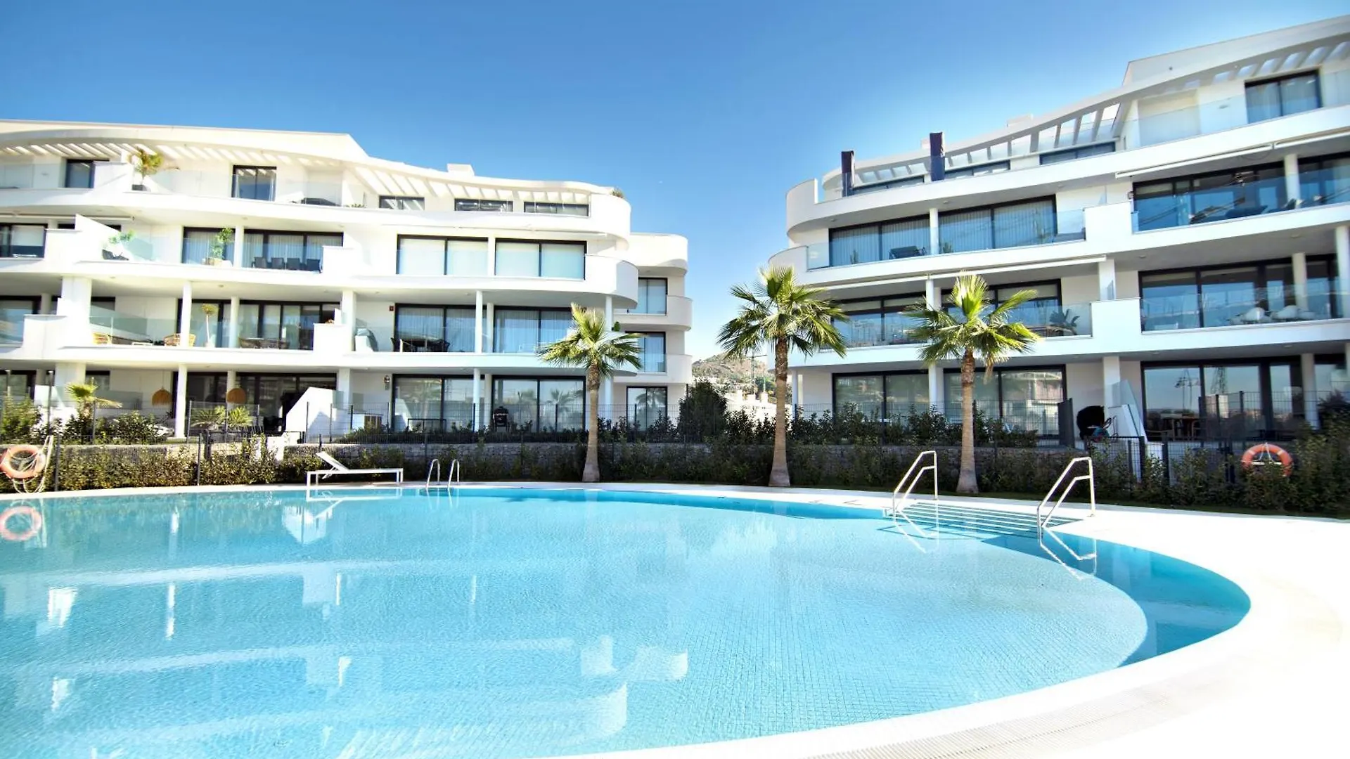 Mara'S Apartments Higueron West - Mediterranean Style - Beach & Golf - Large Sunny Terrace !!!! フエンヒロラ